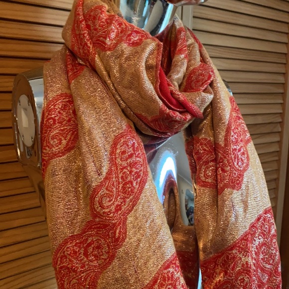 Vintage, Rossini Red Scarf W/ embroidery like decals - Picture 5 of 7